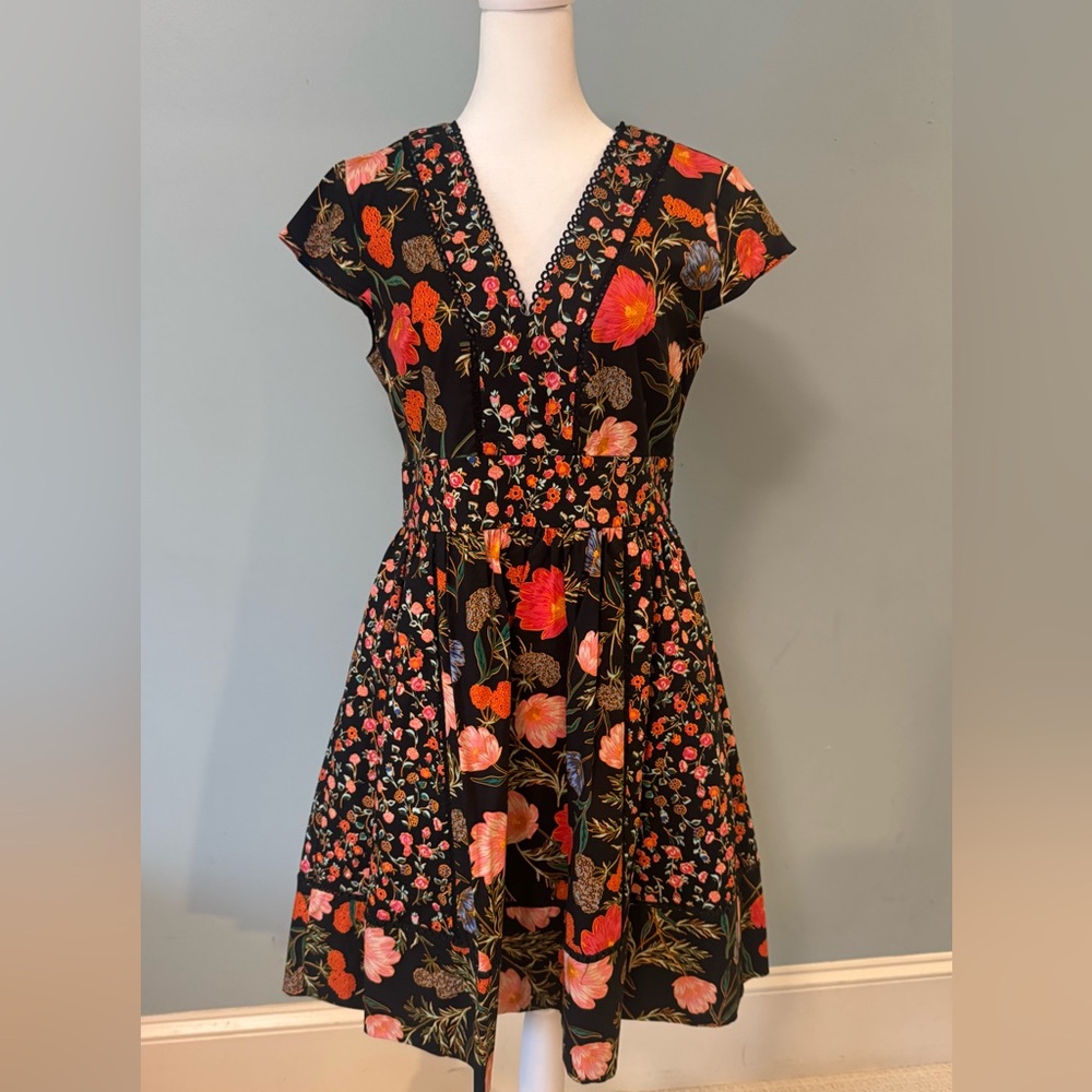 New York Floral Black and Red Dress - size 6